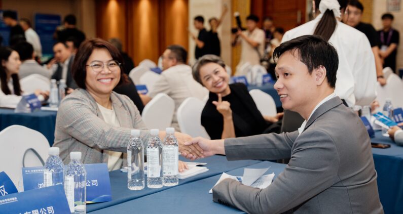 bắt tay hợp tác đơn vị smart solution